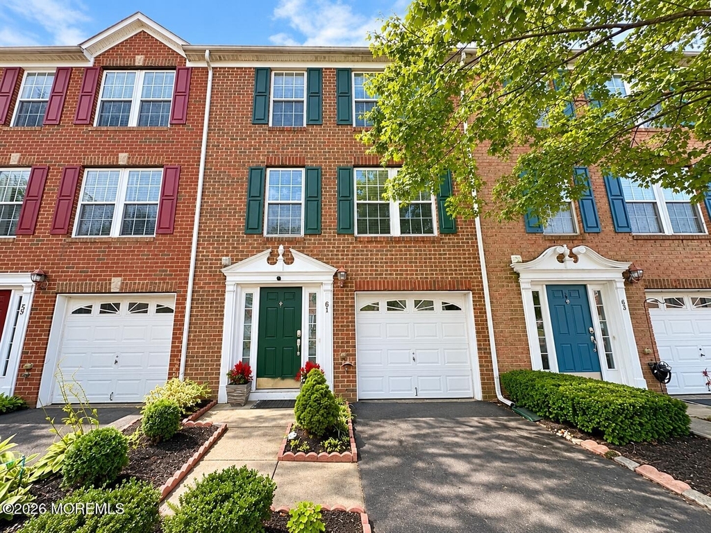 61 Saxton Road - Photo 0