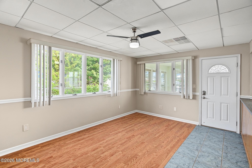 137 E Susquehanna Drive - Photo 6