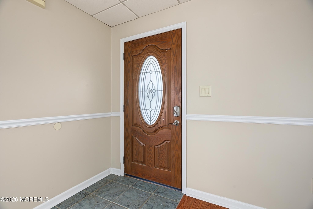 137 E Susquehanna Drive - Photo 5