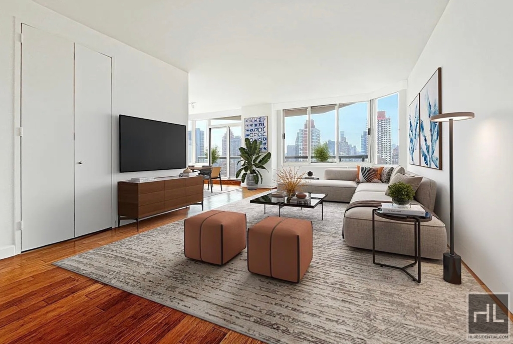 East 79th Street - Photo 1