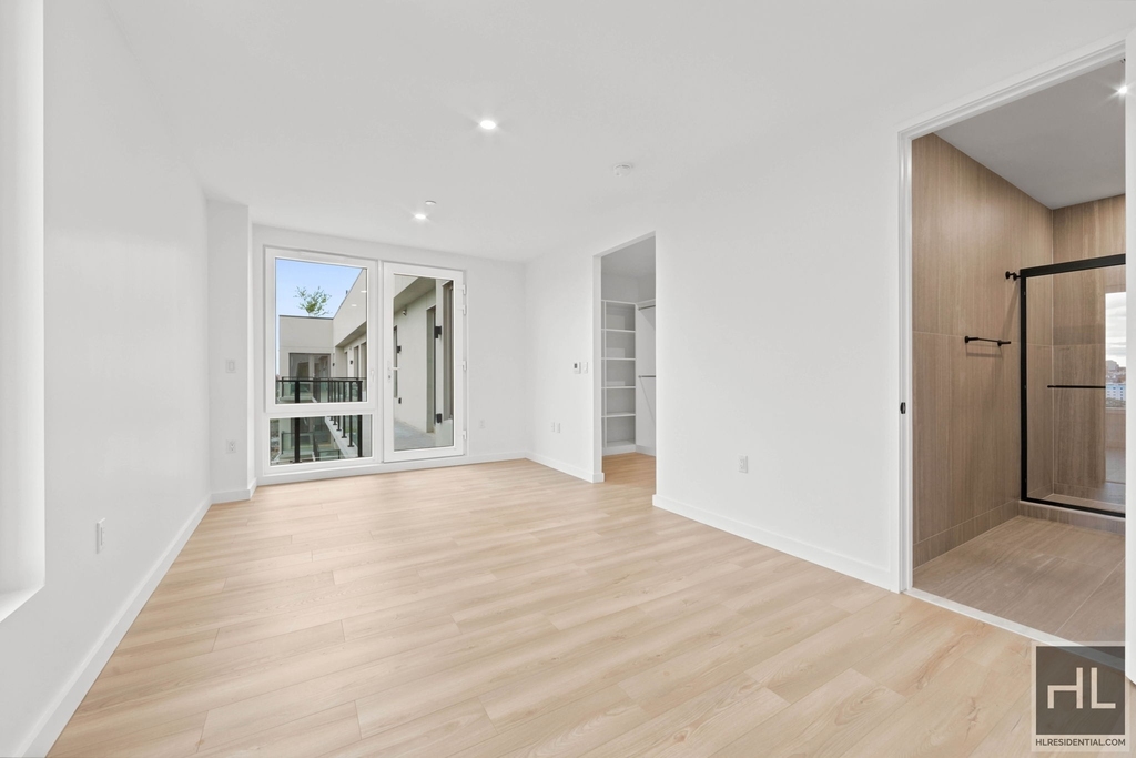 St Marks Place - Photo 10