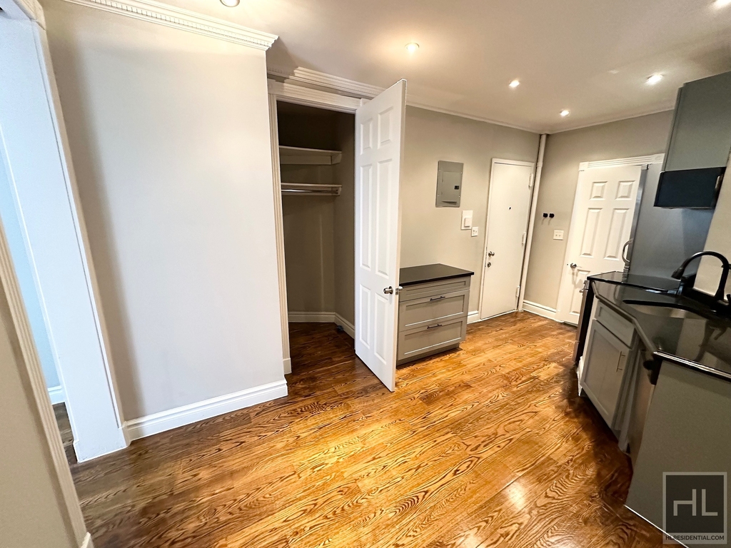 East 23 Street - Photo 1