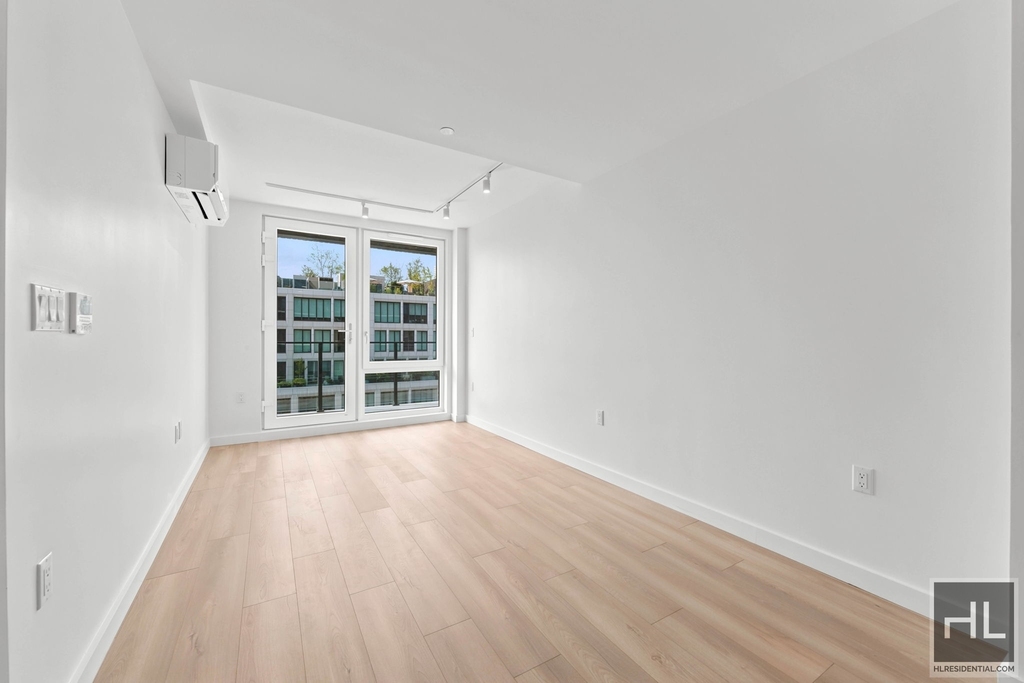 St Marks Place - Photo 2