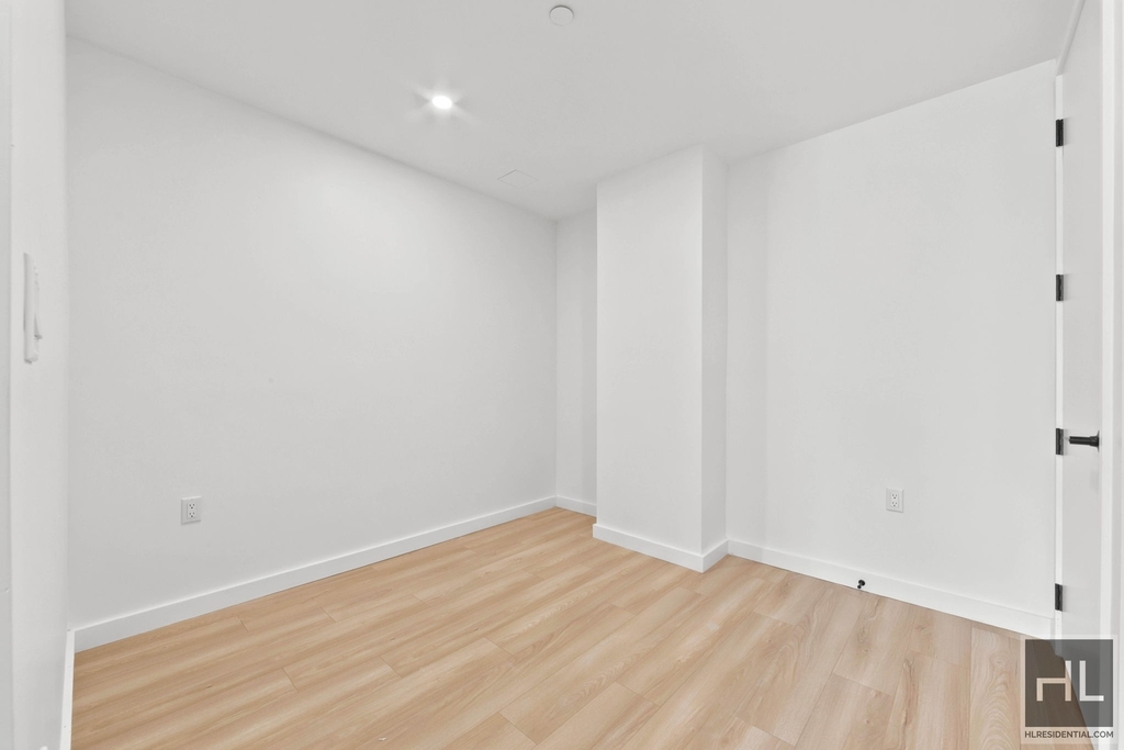 St Marks Place - Photo 3