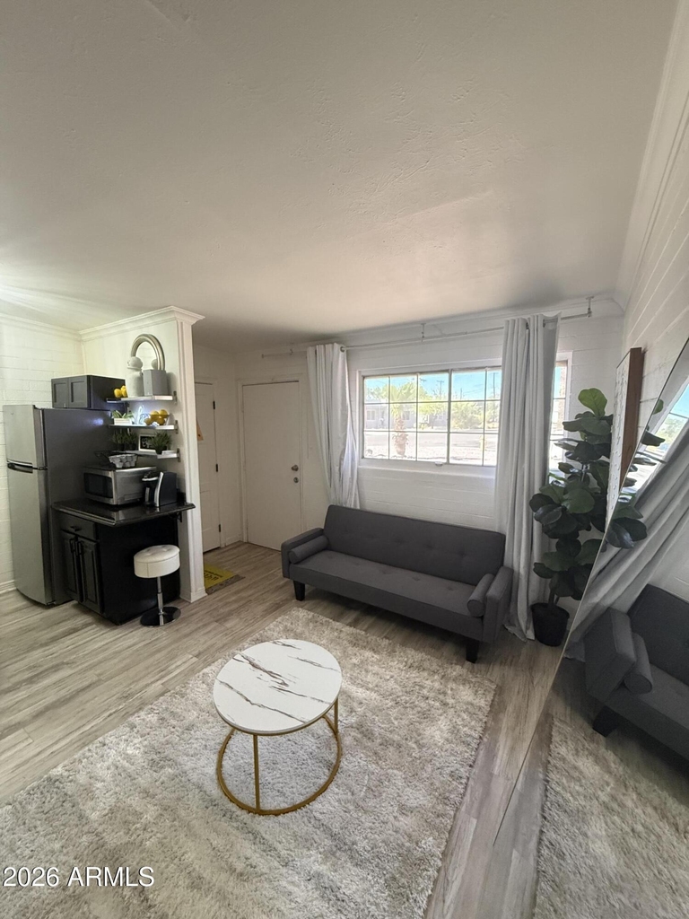 2150 W Missouri Avenue - Photo 2
