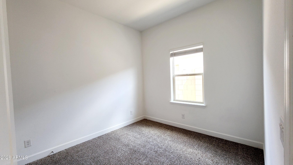 5603 N 194th Avenue - Photo 7