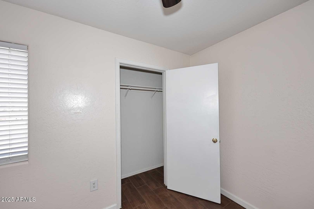 532 W 9th Street - Photo 20