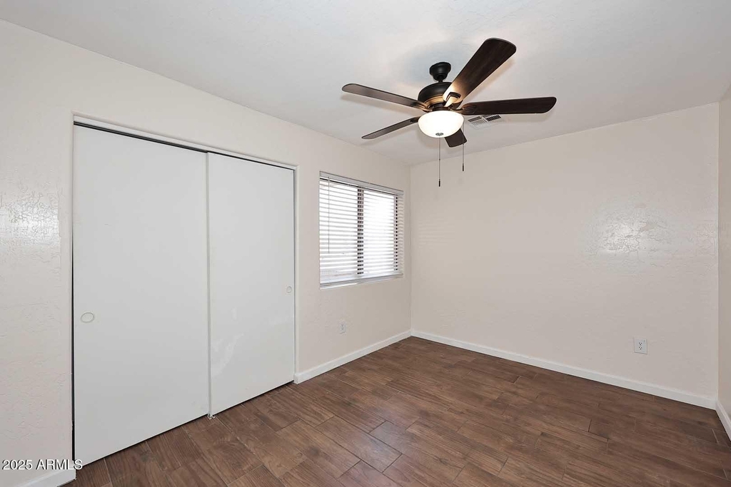 532 W 9th Street - Photo 12