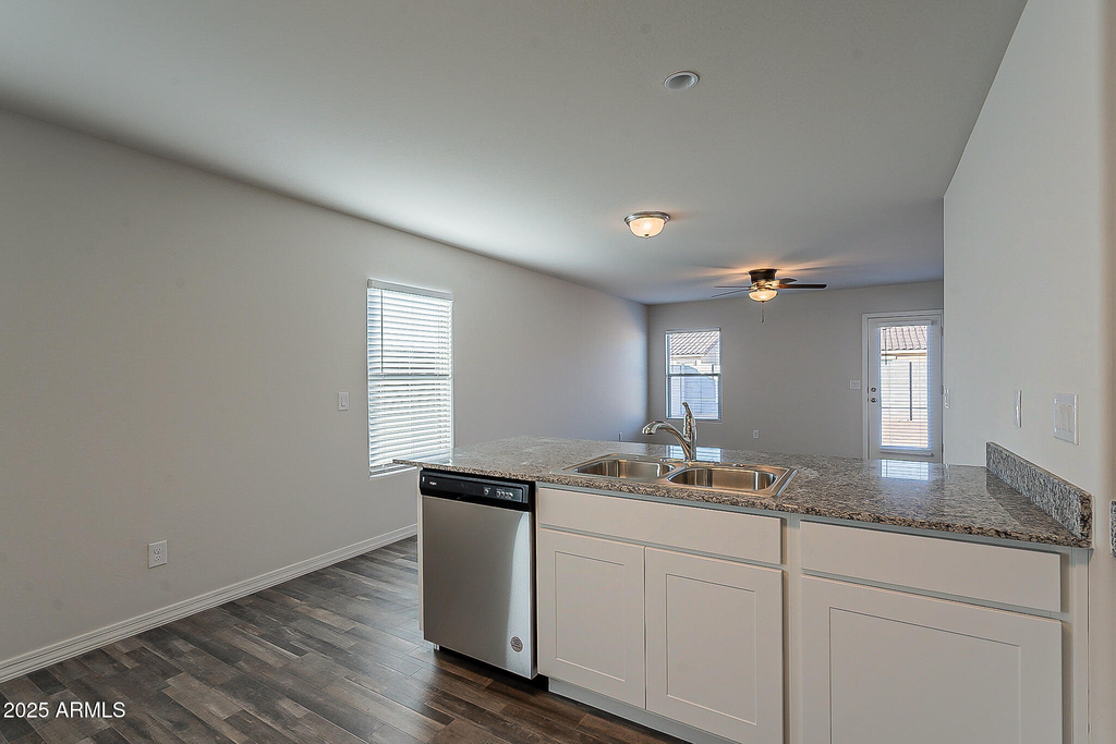 914 W Palo Verde Avenue - Photo 10
