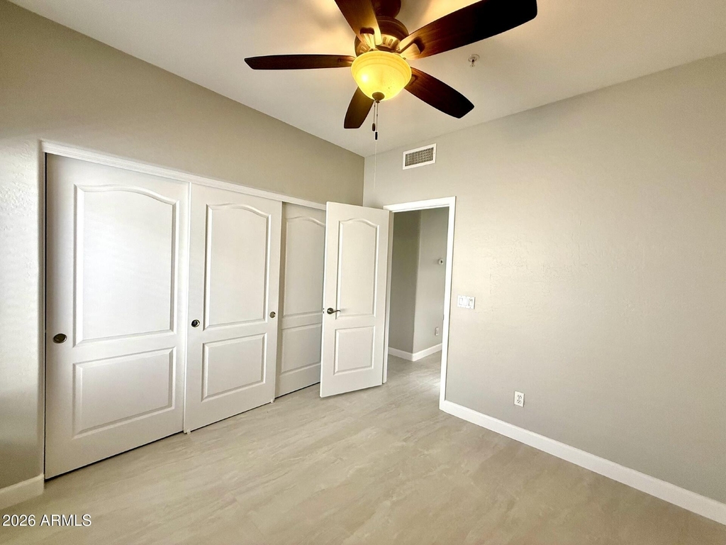 11815 E Clinton Street - Photo 13