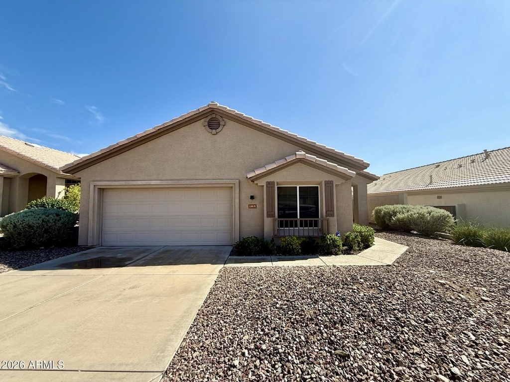 11815 E Clinton Street - Photo 0
