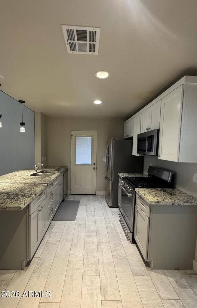 2225 W Whitton Avenue - Photo 5