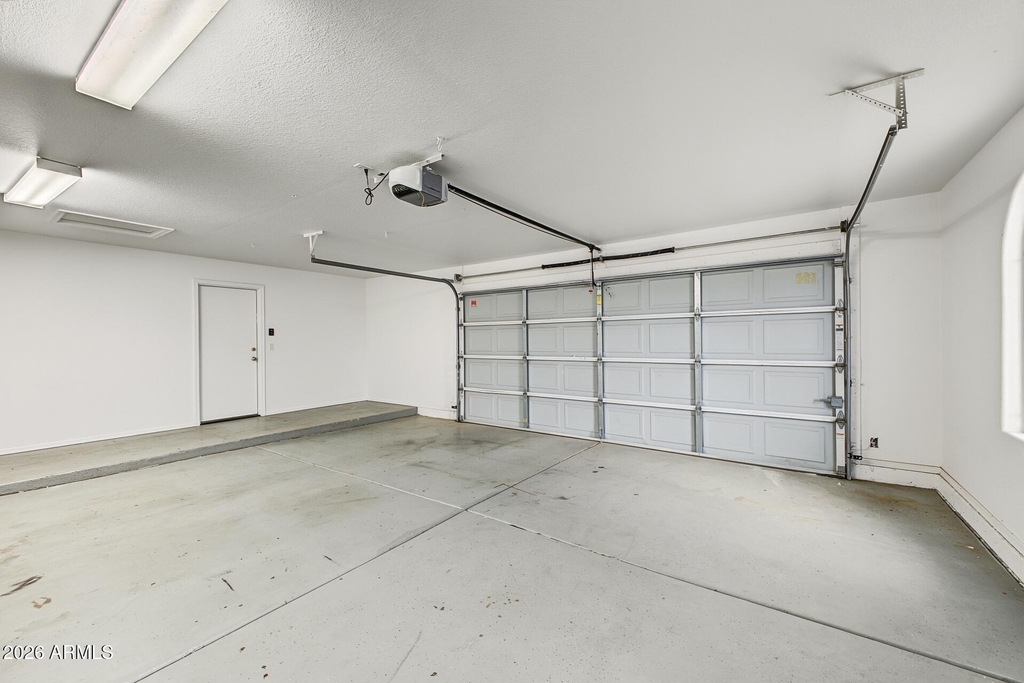 15523 W Central Street - Photo 38