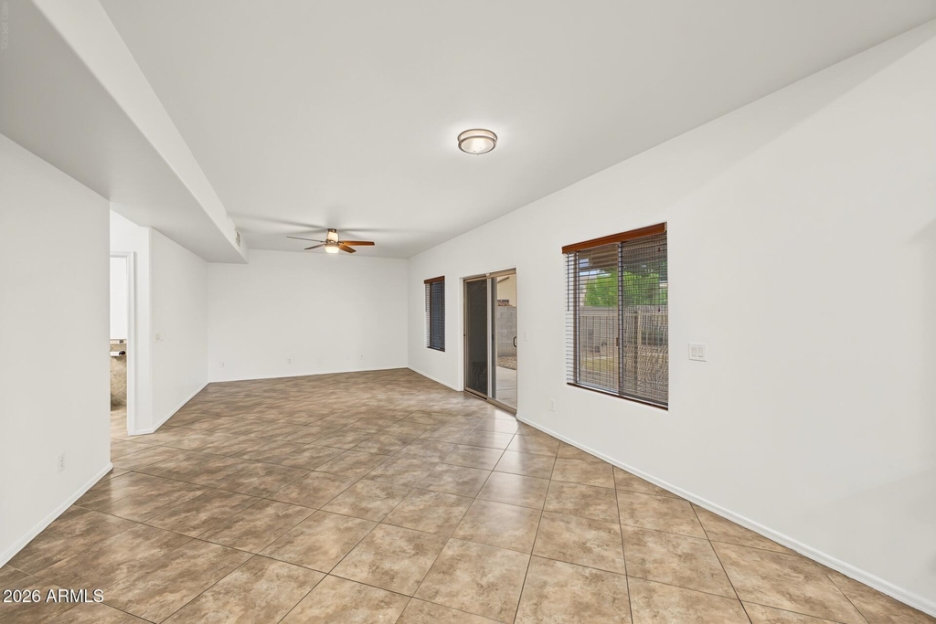 15523 W Central Street - Photo 11