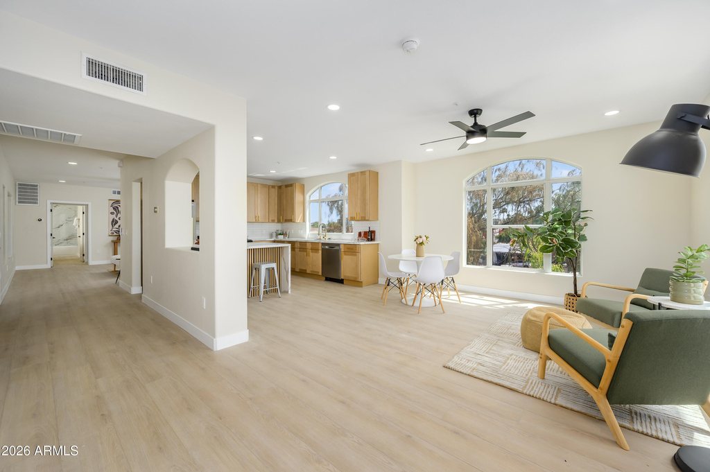 1081 W 1st Street - Photo 13