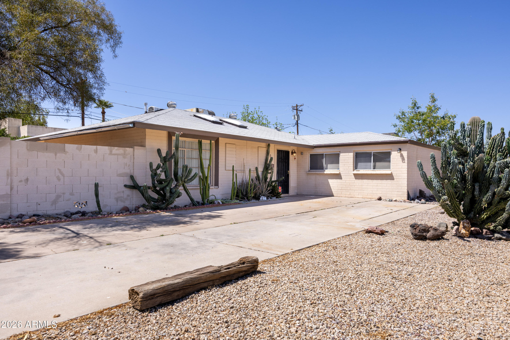 5102 N 20th Avenue - Photo 0