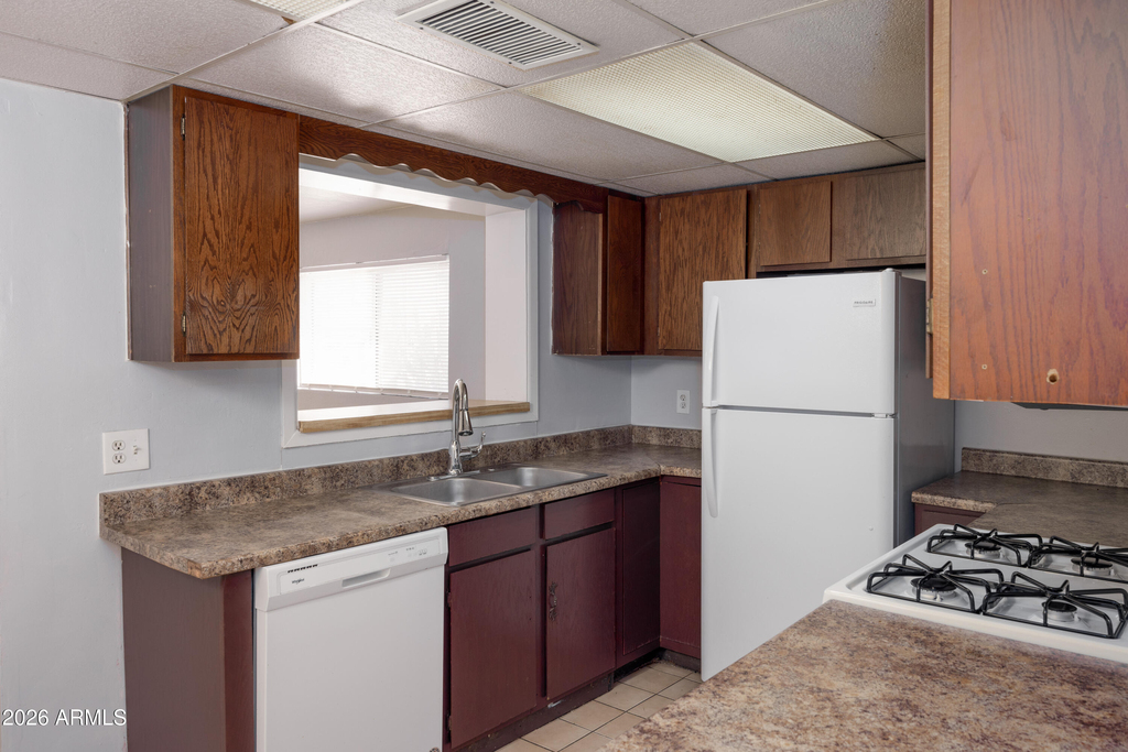 5102 N 20th Avenue - Photo 11