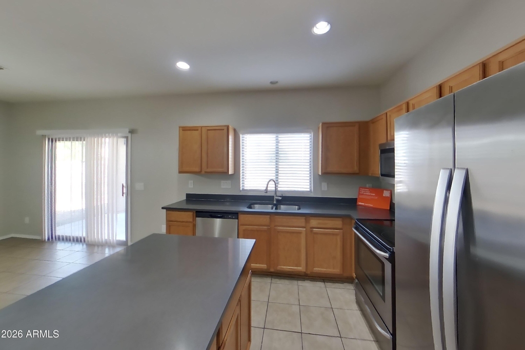 8014 W Lumbee Street - Photo 4