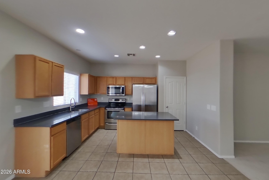 8014 W Lumbee Street - Photo 3
