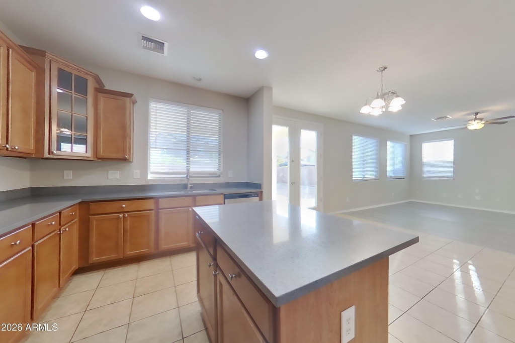 41618 W Avella Drive - Photo 5