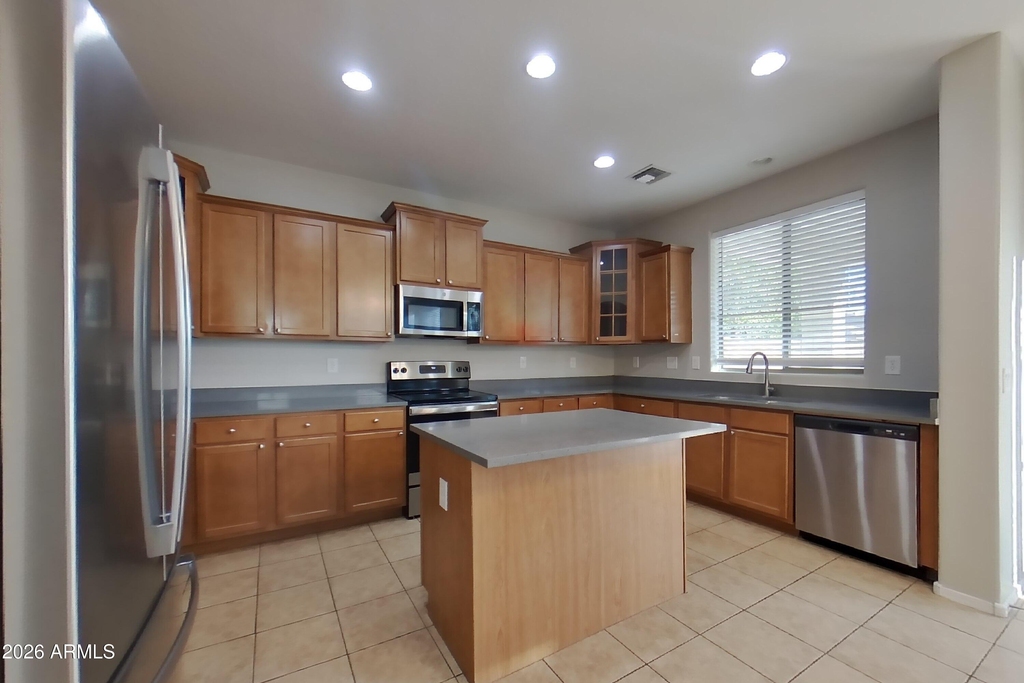 41618 W Avella Drive - Photo 6