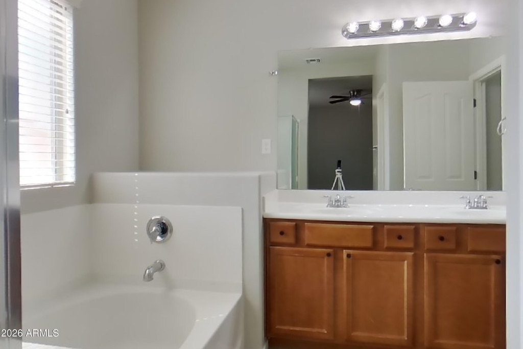 45209 W Miraflores Street - Photo 7