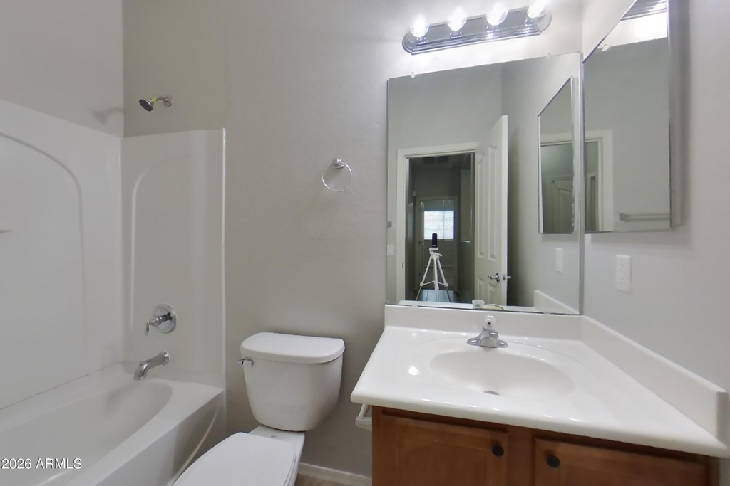 45209 W Miraflores Street - Photo 12