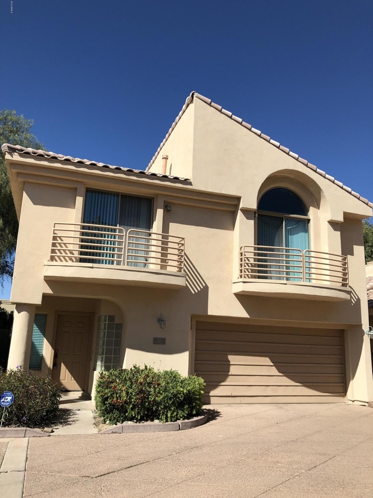 6510 S Hazelton Lane - Photo 1