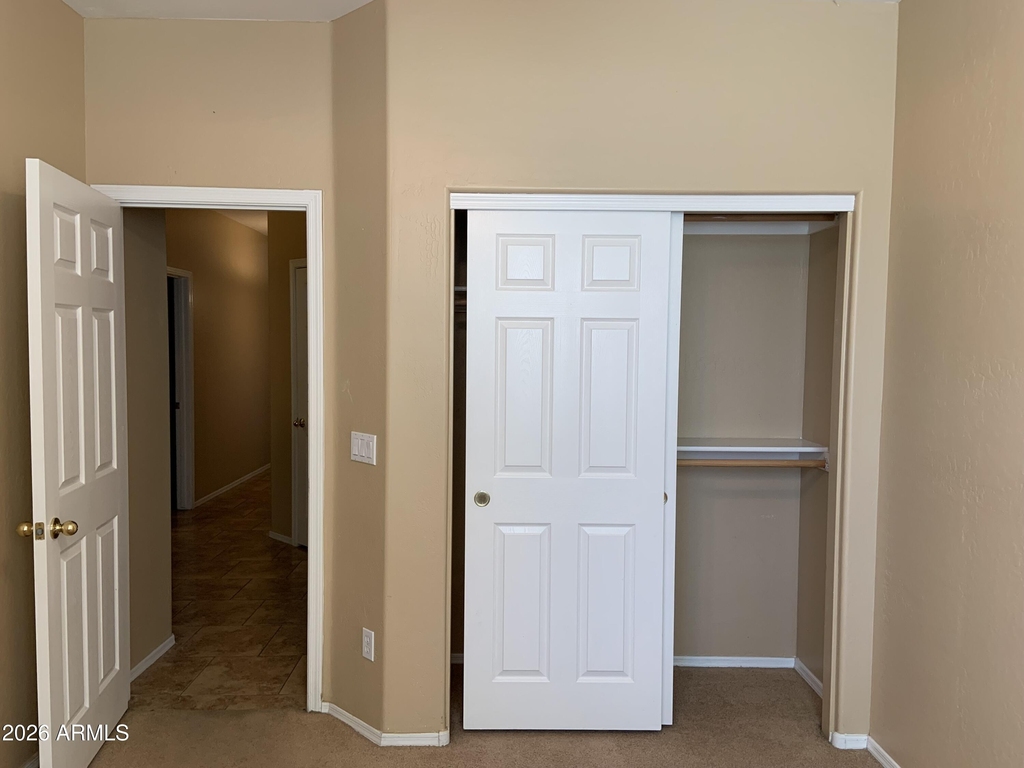 15246 W Jefferson Street - Photo 13