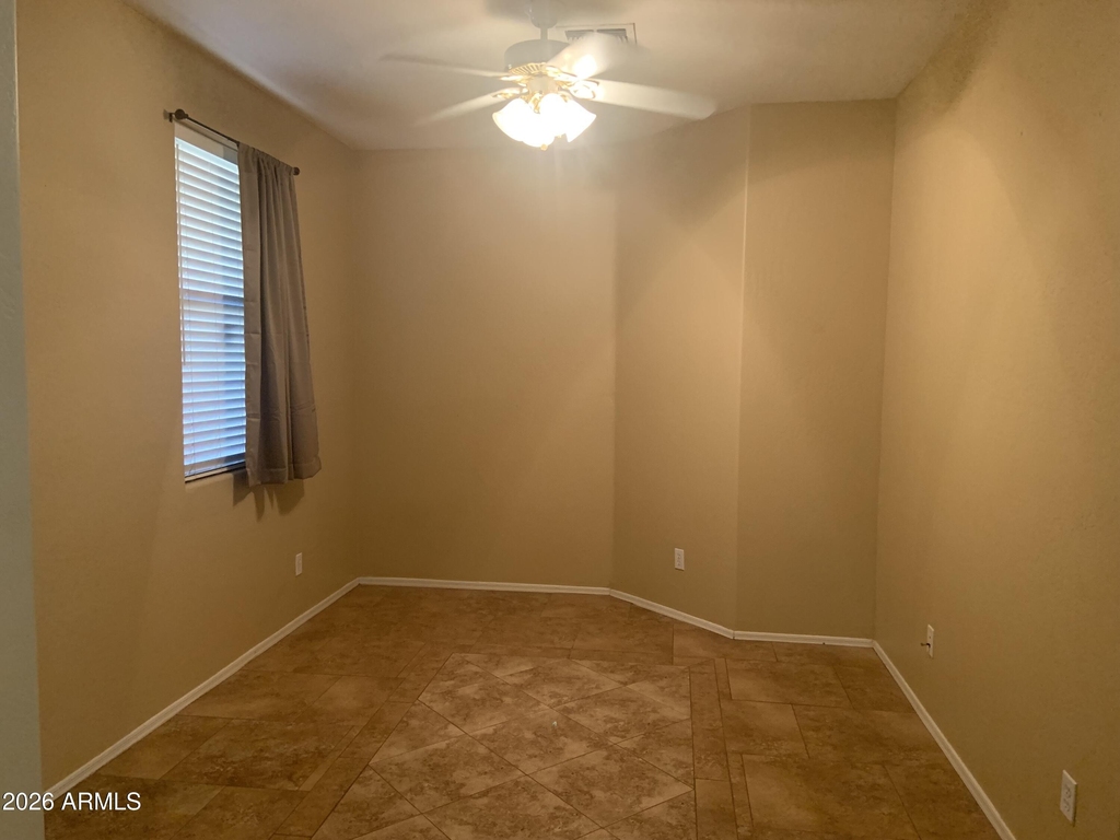 15246 W Jefferson Street - Photo 3