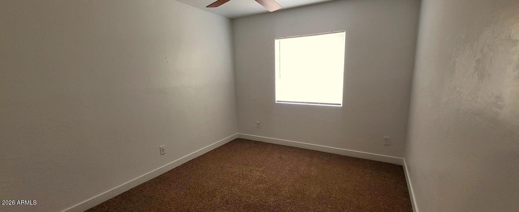 2602 E Southgate Avenue - Photo 9