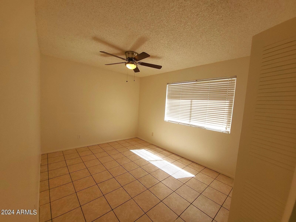 5714 W Virginia Avenue - Photo 4