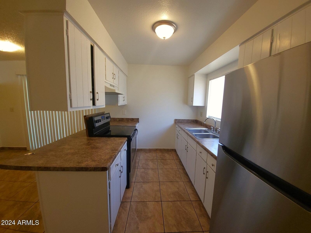5714 W Virginia Avenue - Photo 3