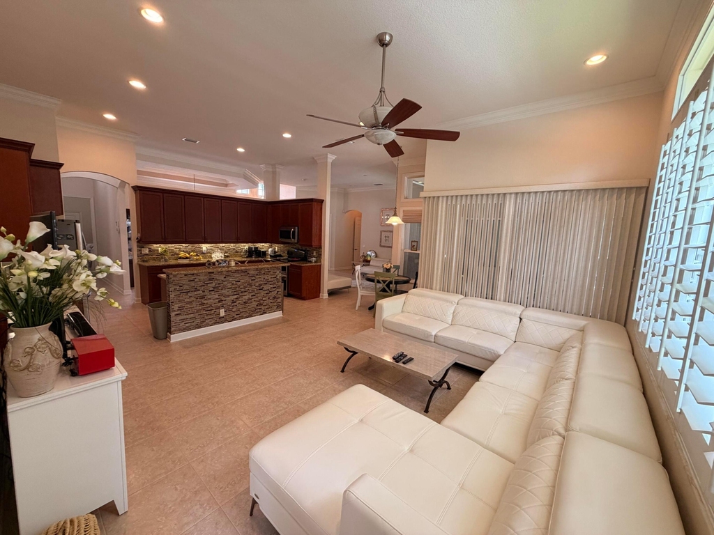 403 Nw Lyndhurst Court - Photo 15