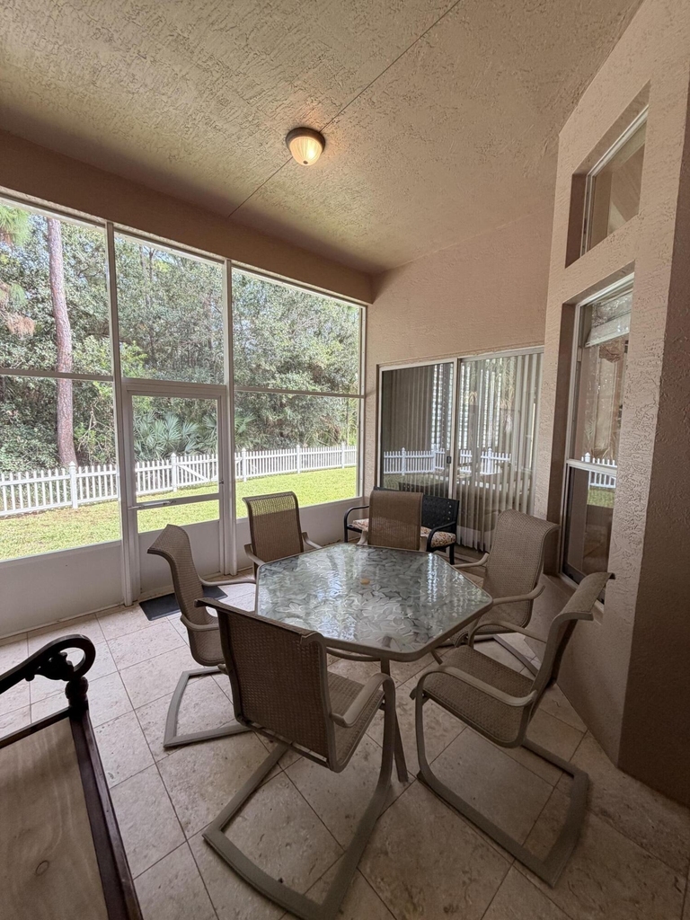 403 Nw Lyndhurst Court - Photo 53