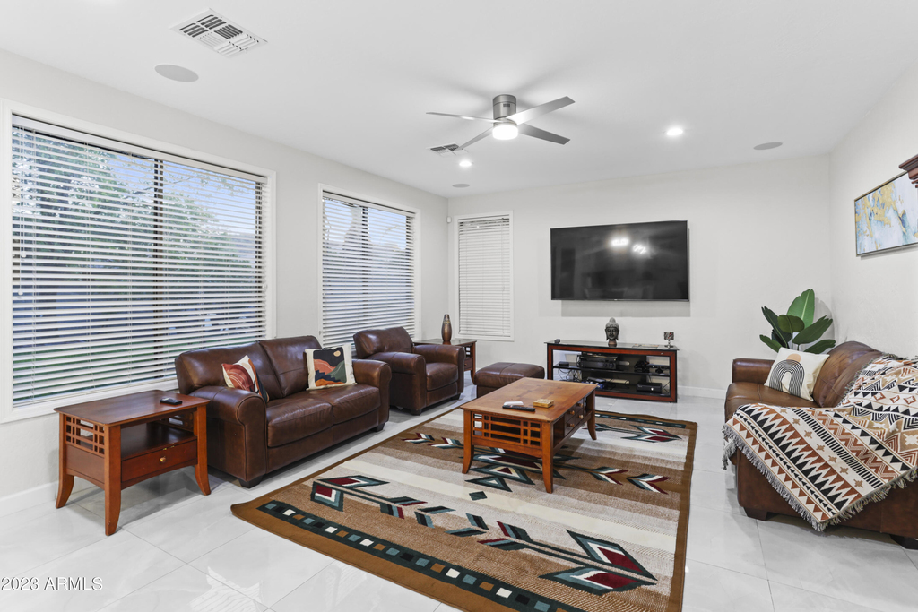 27306 N 37th Avenue - Photo 4