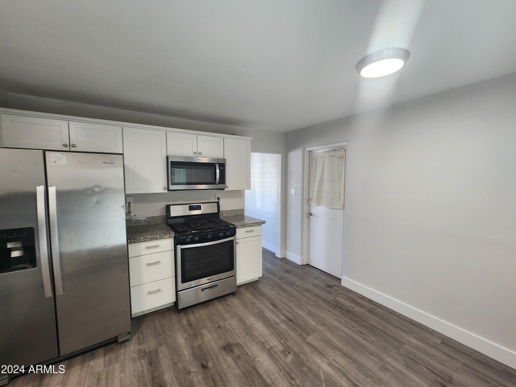 11231 W Montana Avenue - Photo 3