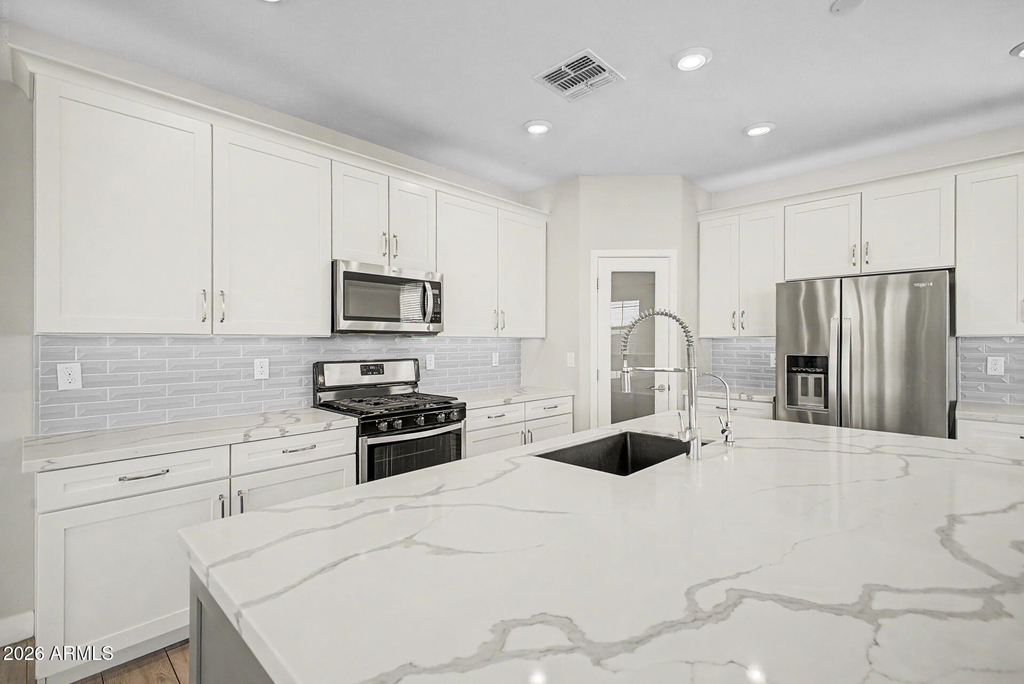 11466 S 176th Drive - Photo 11