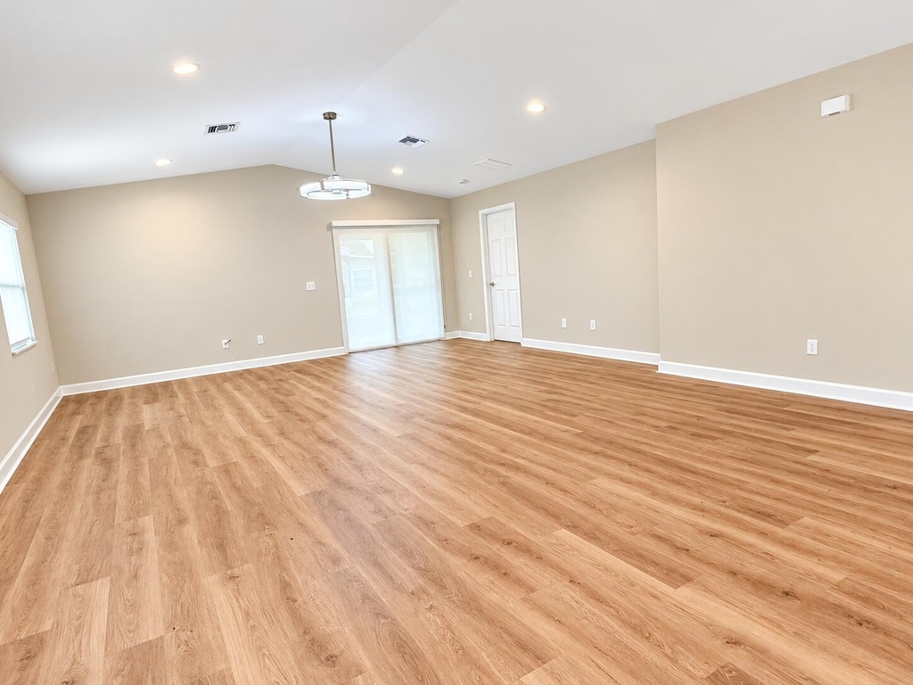 3 Palo Alto Lane - Photo 4