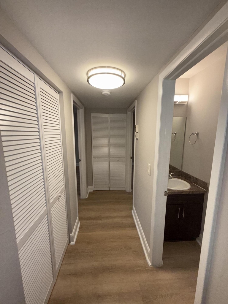 650 Sw 2nd Avenue - Photo 4