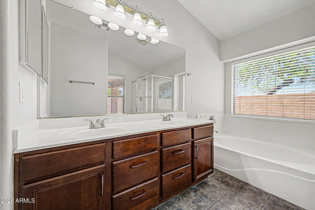 2930 S 161st Drive - Photo 19