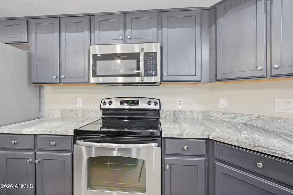 9941 W Tonopah Drive - Photo 13