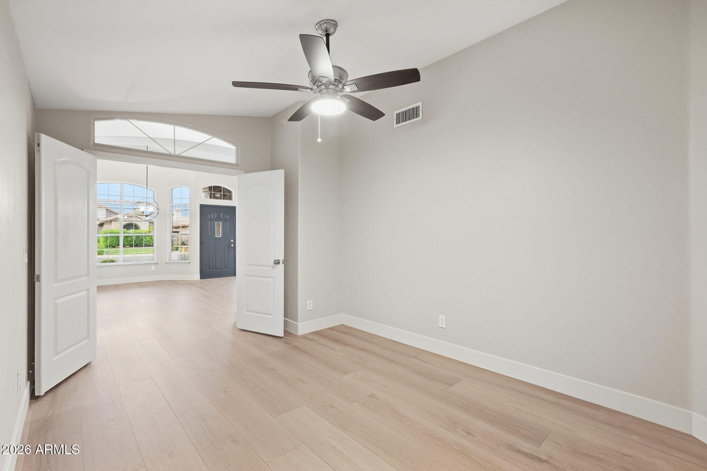 9941 W Tonopah Drive - Photo 15