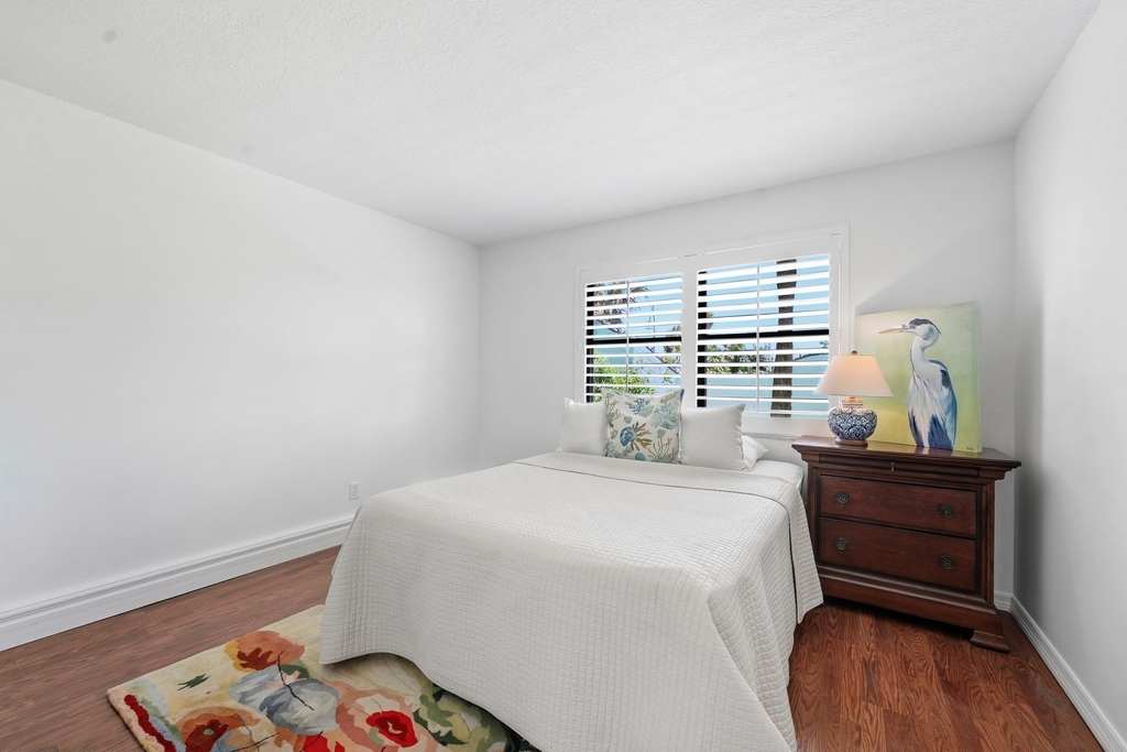 1300 Seaway Drive - Photo 7