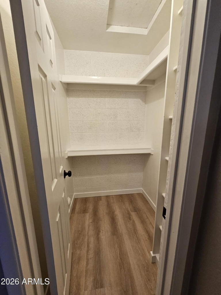 520 W Hononegh Drive - Photo 19