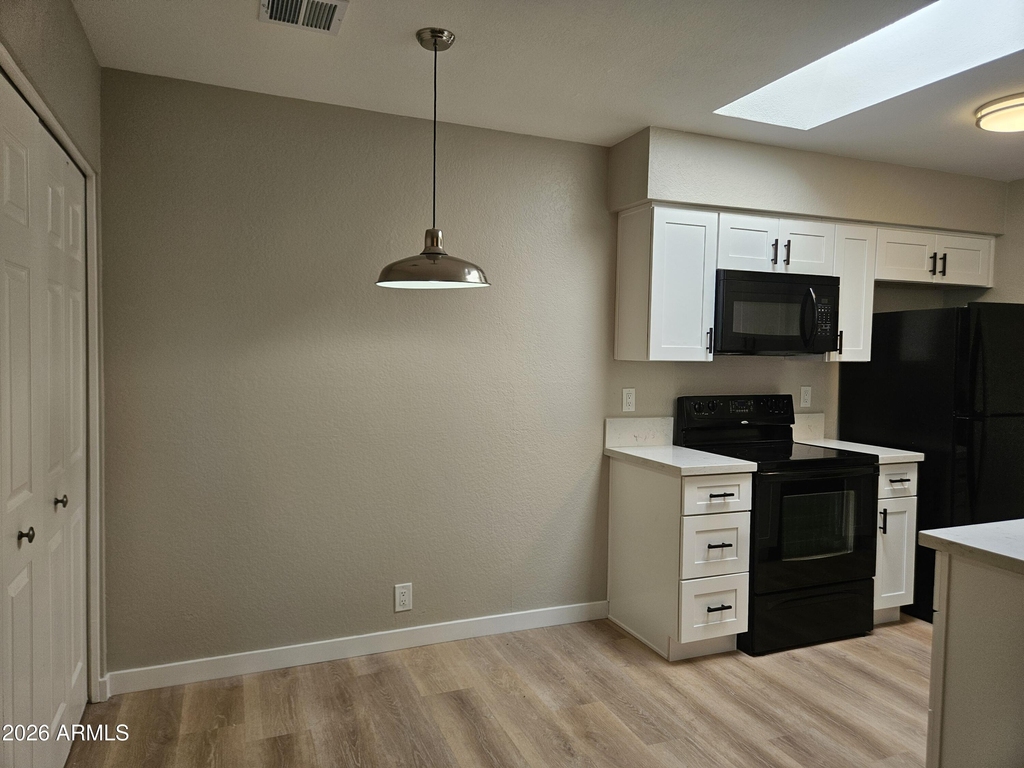 520 W Hononegh Drive - Photo 8