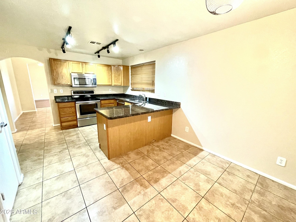 3229 E Tonopah Drive - Photo 2