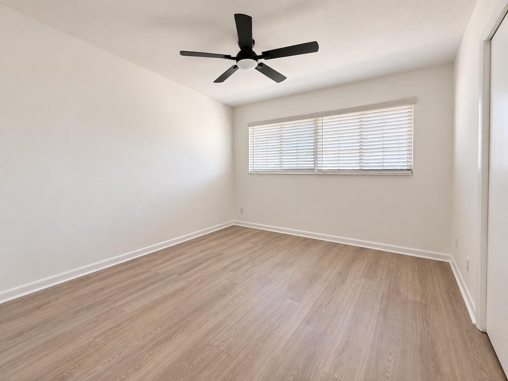 405 Southwind Drive - Photo 8