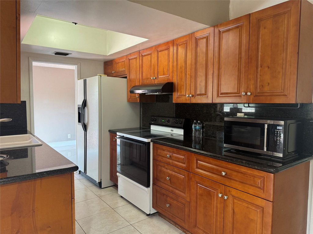 5691 Sw 1st Street - Photo 31
