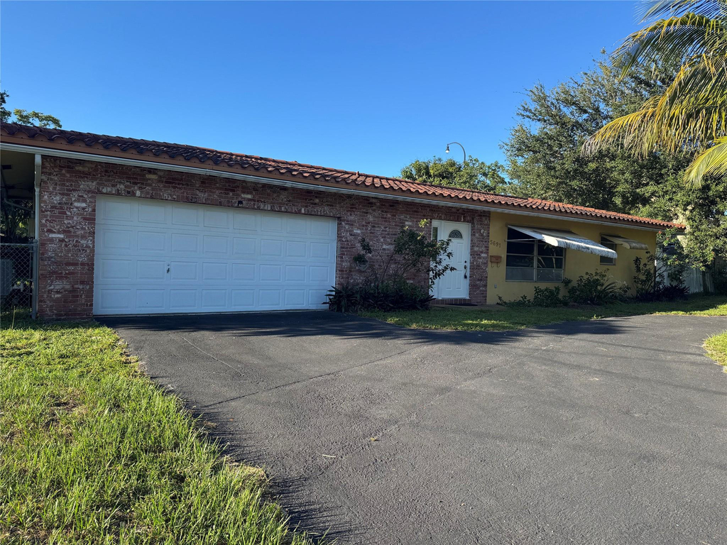 5691 Sw 1st Street - Photo 1
